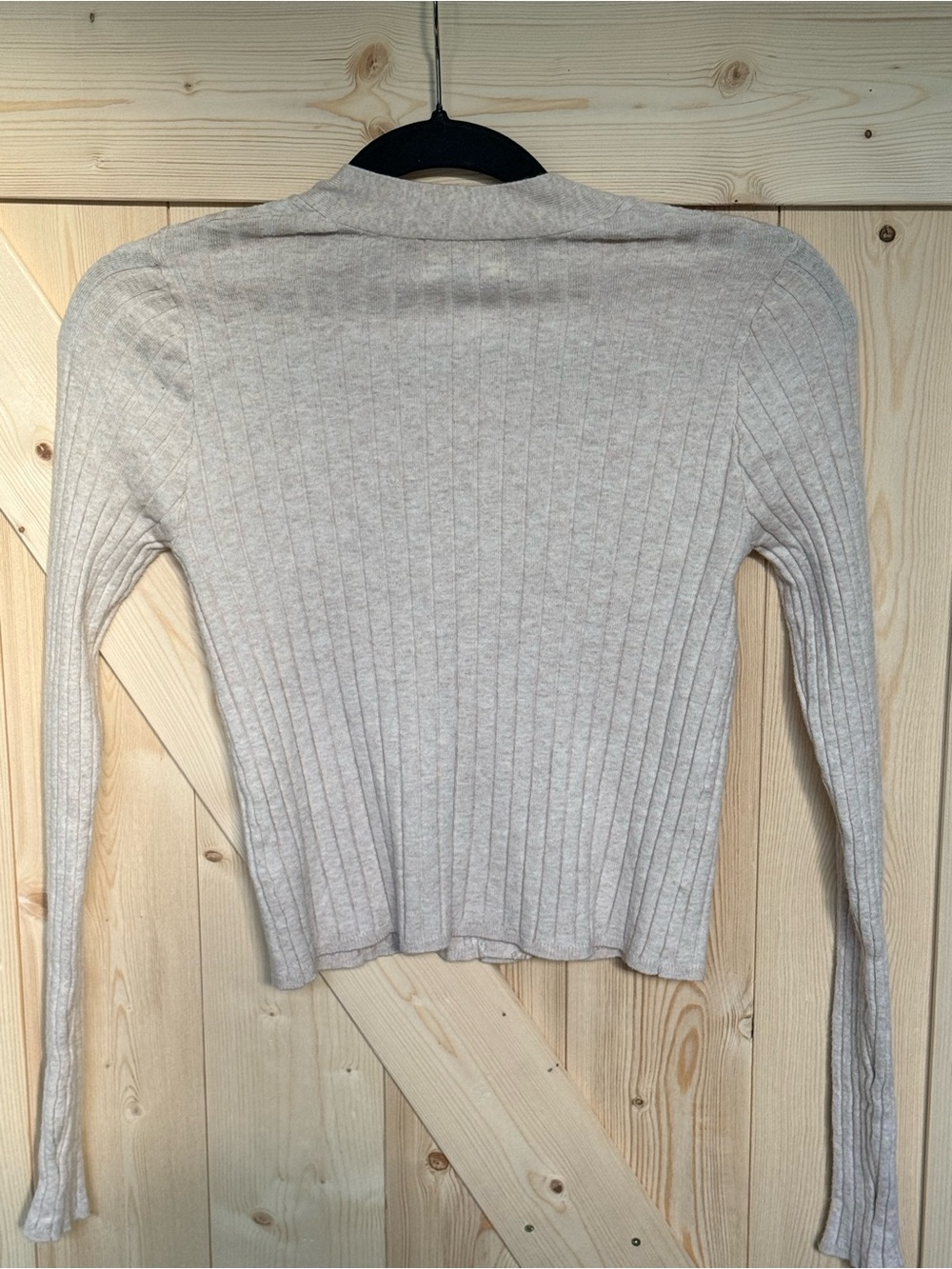 Universal Thread Light Beige Ribbed V-Neck Button-Front Cardigan - Picture 2 of 6